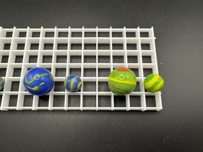 BOULDERS AND MATCHING SMALLER MABLES