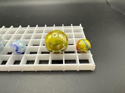 BOULDERS WITH MATCHING SMALLER MARBLES