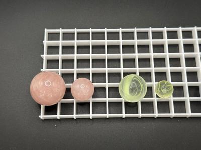 BOULDERS WITH MATCHING SMALLER MARBLES