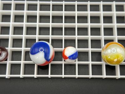 BOULDER MARBLES WITH MATCHING SMALLER MARBLES