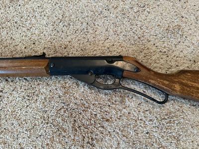VINTAGE DAISY MODEL 96 LEVER-ACTION BB GUN