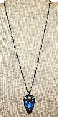 Enamel Style "3 WOLVES HOWLING at the MOON" NECKLACE on an Arrowhead Shaped Pendant, Black Necklace Chain and Black Lobster...