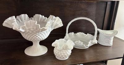 4 pieces of milk glass