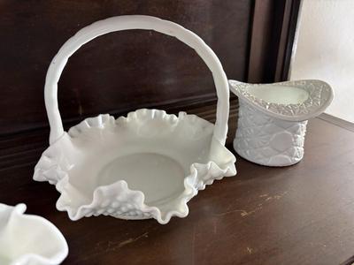 4 pieces of milk glass