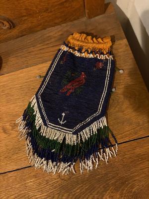 Beaded purse bird design