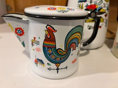 2 enamelware pieces and flour sifter