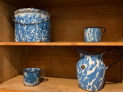 4 pieces of enamelware