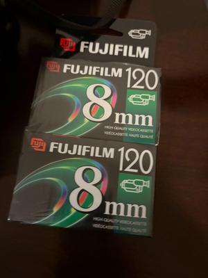 Canon ES190 8mm Camera & film