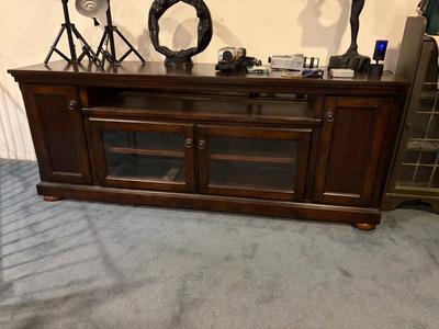 Console/TV stand