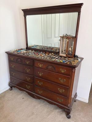 Kling 8 drawer dresser with mirror