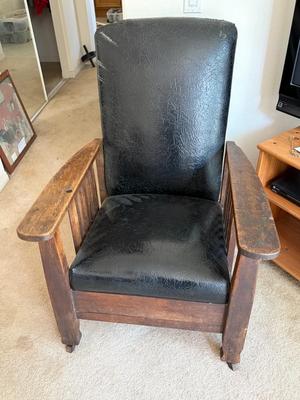 Antique Oak Mission style Morris chair