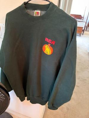 RCA sweatshirt size L
