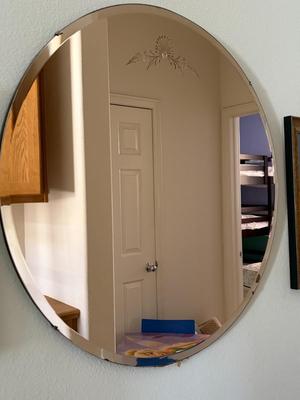 Round etched mirror