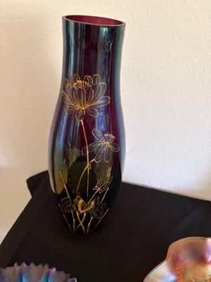 Art Nouveau iridescence vase