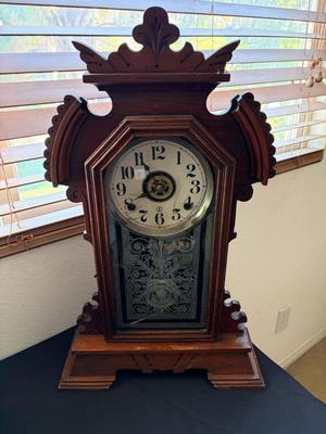 Antique parlor mantle clock
