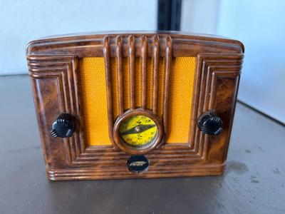 Mini radio