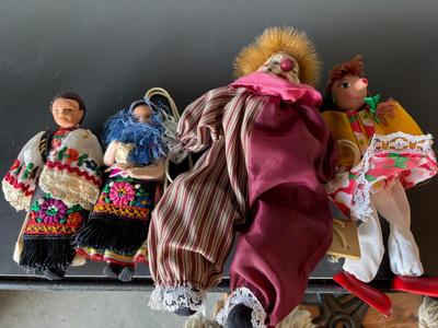 3 dolls, clown puppet