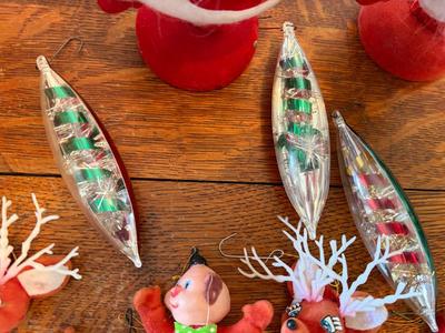 20 pcs of vintage Christmas decorations