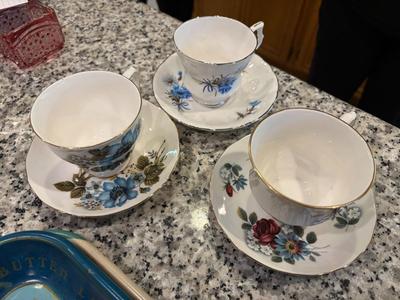 3 cups and saucers