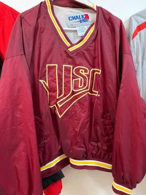 USC pullover size xl