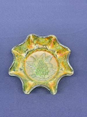 Early 1900s Northwood Carnival Glass Grape & Leaf Ruffled Bowl – Green/Marigold