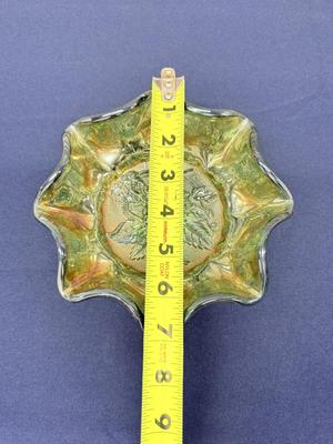 Early 1900s Northwood Carnival Glass Grape & Leaf Ruffled Bowl – Green/Marigold