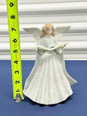 Angel Lladro Daisa #5719 Porcelain Figurine Tree Topper Retired