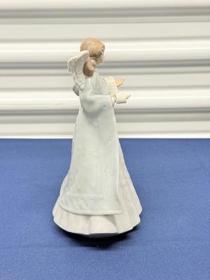 Angel Lladro Daisa #5719 Porcelain Figurine Tree Topper Retired
