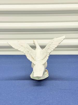 Vintage Lladro White Swan