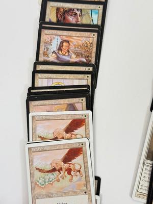 LOT 31: Vintage Magic the Gathering MTG TCG White Common Cards
