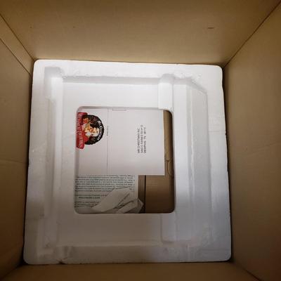 LOT 44: Mr. Christmas Animated Holiday Symphonium in Original Box