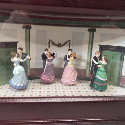 LOT 44: Mr. Christmas Animated Holiday Symphonium in Original Box