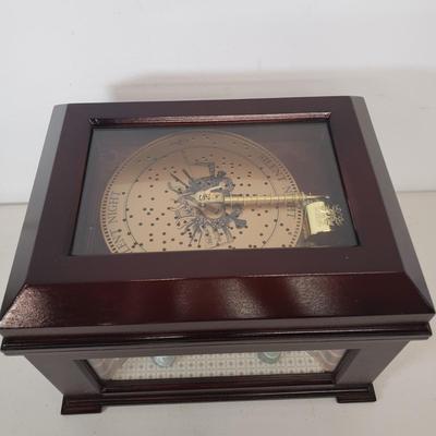 LOT 44: Mr. Christmas Animated Holiday Symphonium in Original Box