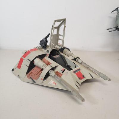 LOT 52: Star Wars Rebel Snowspeeder, AT-ST Scout Walker, Bantha & Tusken Raider