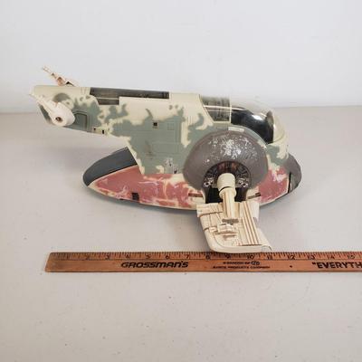 LOT 53: Star Wars Electronic Millennium Falcon & Boba Fett's Slave 1 Vehicle