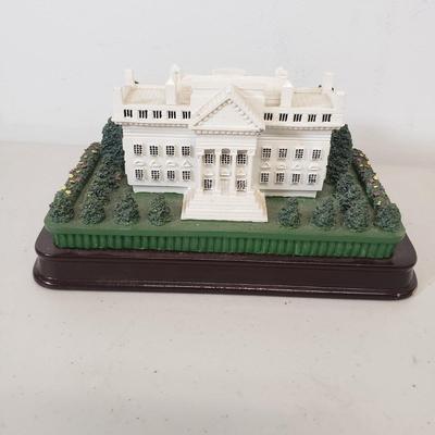 LOT 55: American Patriotic & Presidential Memorabilia