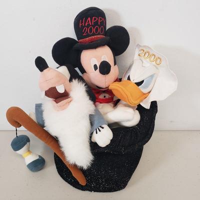 LOT 56: Disney Happy New Year Millenium Plush Set & Disney Parks Exclusive Minnie Mother's Day Plush