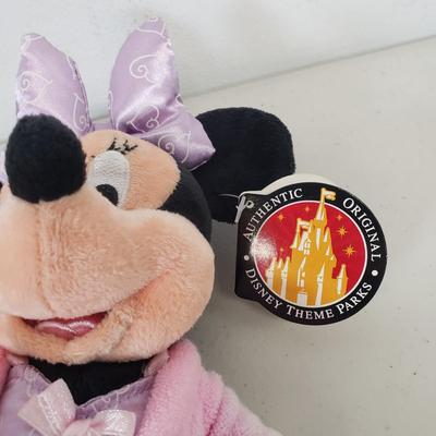 LOT 56: Disney Happy New Year Millenium Plush Set & Disney Parks Exclusive Minnie Mother's Day Plush