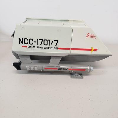 LOT 57: Star Trek Deep Space 9 Space Station & USS Enterprise Galileo Shuttlecraft with Captain Kirk