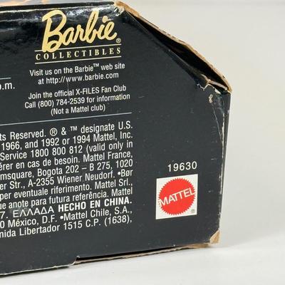 LOT 61: NRFB: 1998 Trendmasters Austin Powers Action Figure, Mattel Barbie Collector Edition Barbie & Ken as Scully & Mulder...