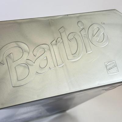 LOT 61: NRFB: 1998 Trendmasters Austin Powers Action Figure, Mattel Barbie Collector Edition Barbie & Ken as Scully & Mulder...