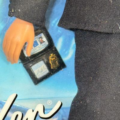 LOT 61: NRFB: 1998 Trendmasters Austin Powers Action Figure, Mattel Barbie Collector Edition Barbie & Ken as Scully & Mulder...