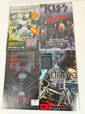 LOT 77: Vintage 1980s-90s DC Batman Comics