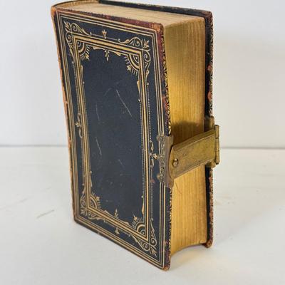 LOT 99: 1870s Methodist Hymnal & Antique Youth's Keepsake