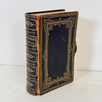 LOT 99: 1870s Methodist Hymnal & Antique Youth's Keepsake