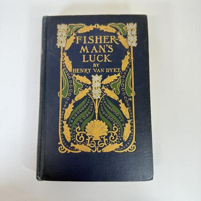 LOT 101: Antique Books: 1923 Fisher Man's Luck, 1900 The Greatest Thing Ever Known & Character Building Thought Pointer, Antique...