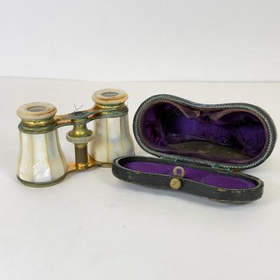 LOT 105: Antique French Paris Mother of Pearl Opera Glasses Binoculars