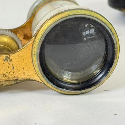 LOT 105: Antique French Paris Mother of Pearl Opera Glasses Binoculars