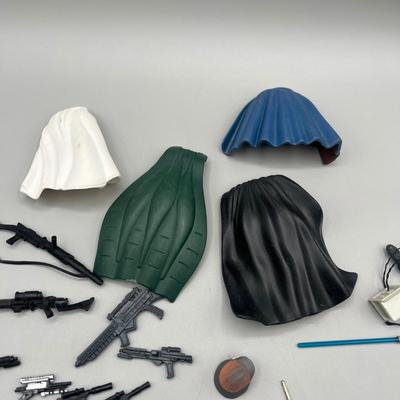 LOT 162F: Star Wars Power of the Force Action Figure Accessories