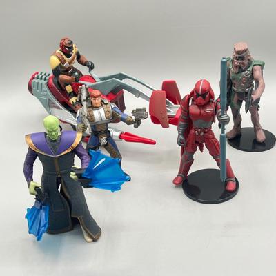 LOT 163F: Star Wars Power of the Force Action Figures - Extended Universe w/ Accessories and Speeder Vehicle